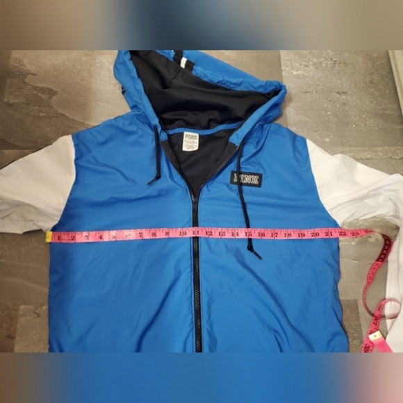 PINK Victoria's Secret Lightweight Jacket. Blue, White, Black. Oversized XS-S. - Picture 9 of 11